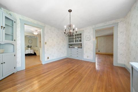 335 Summer Ave, Reading, MA 01867 photo 8
