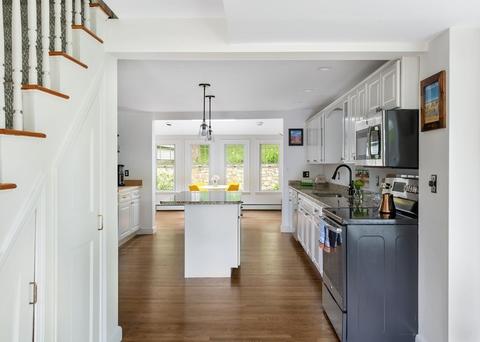 73 Beal St, Hingham, MA 02043 photo 4