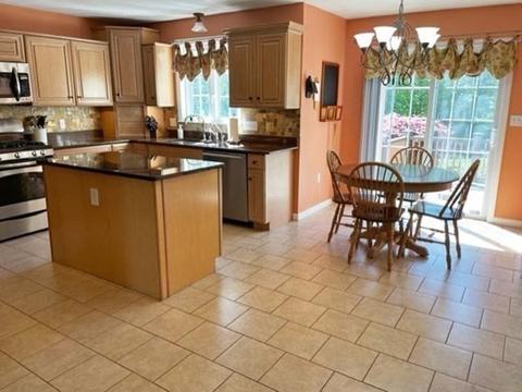14 Vincent Rd, Mendon, MA 01756 photo 8