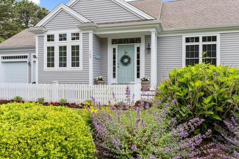 103 Surf Dr, Mashpee, MA 02649 photo 4