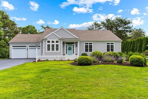 103 Surf Dr, Mashpee, MA 02649 photo 1