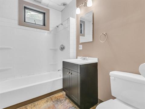 32 Ocean St, Beverly, MA 01915 photo 8