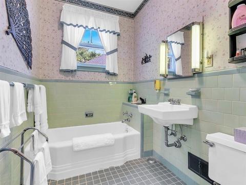 32 Ocean St, Beverly, MA 01915 photo 22