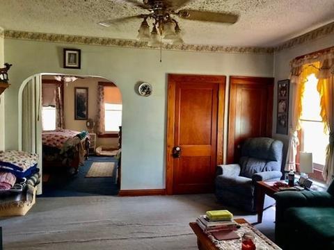 105 Britton St, Chicopee, MA 01020 photo 9
