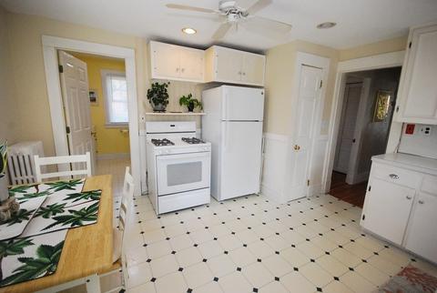 328 Abbott St, Springfield, MA 01118 photo 11