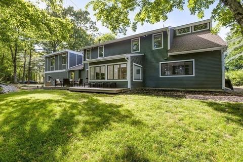 142 Ward St, Hingham, MA 02043 photo 32