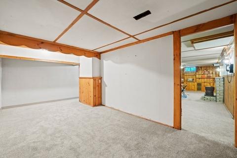 49 Exeter St, West Springfield, MA 01089 photo 32