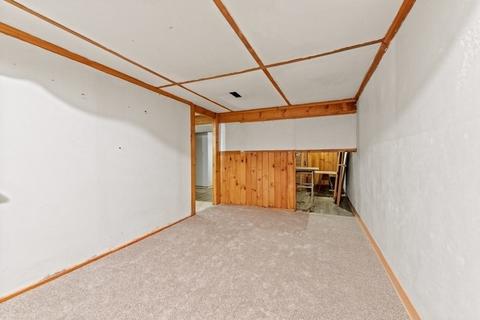 49 Exeter St, West Springfield, MA 01089 photo 31