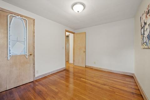 49 Exeter St, West Springfield, MA 01089 photo 25