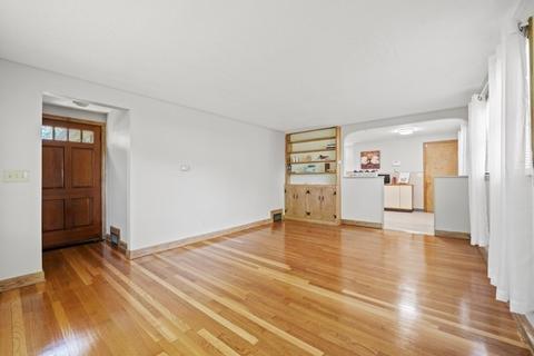49 Exeter St, West Springfield, MA 01089 photo 16