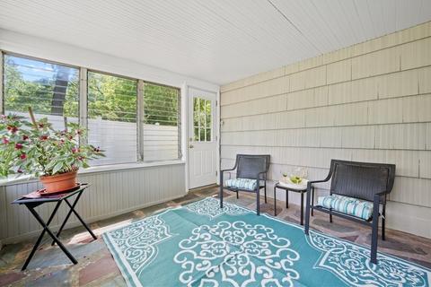 49 Exeter St, West Springfield, MA 01089 photo 6