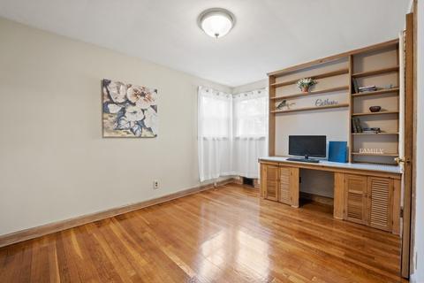 49 Exeter St, West Springfield, MA 01089 photo 24