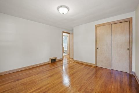 49 Exeter St, West Springfield, MA 01089 photo 21