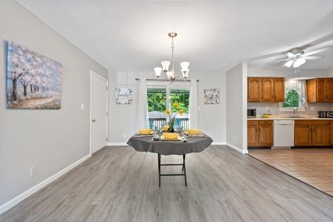 200 Lambert Ter #3, Chicopee, MA 01020 photo 7