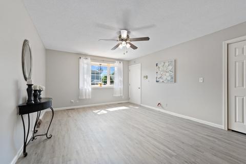 200 Lambert Ter #3, Chicopee, MA 01020 photo 3