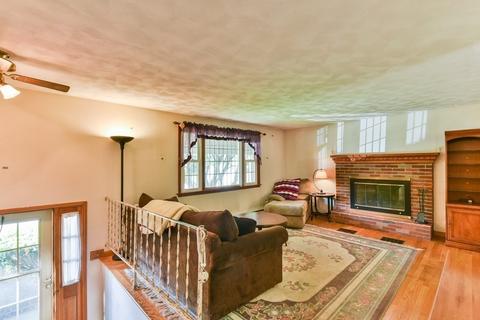 9 Pinewood Dr, Webster, MA 01570 photo 10