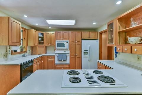 9 Pinewood Dr, Webster, MA 01570 photo 24