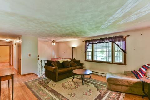 9 Pinewood Dr, Webster, MA 01570 photo 12