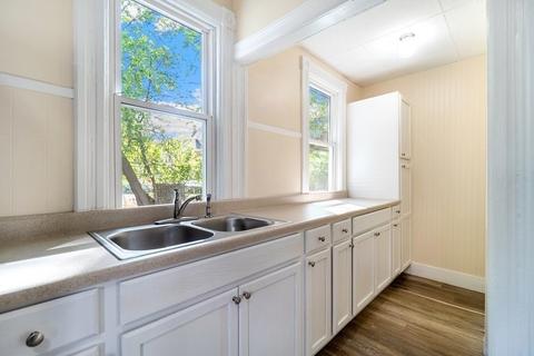 79 Mapledell St, Springfield, MA 01109 photo 12
