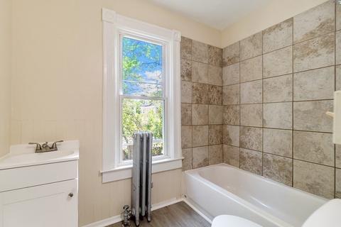 79 Mapledell St, Springfield, MA 01109 photo 14