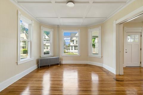 79 Mapledell St, Springfield, MA 01109 photo 6