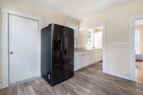 79 Mapledell St, Springfield, MA 01109 photo 11