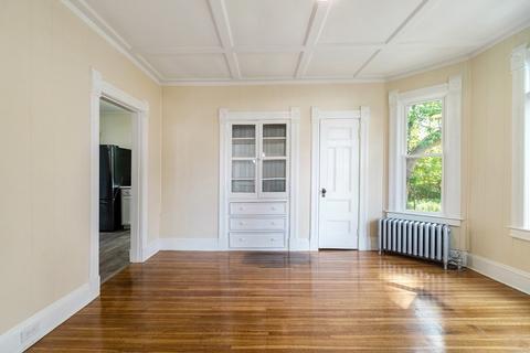 79 Mapledell St, Springfield, MA 01109 photo 8