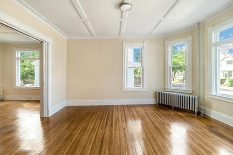 79 Mapledell St, Springfield, MA 01109 photo 7