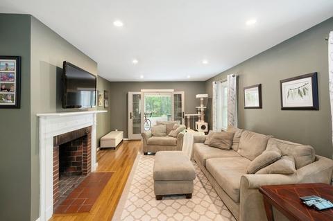 55 Pole Plain Rd, Sharon, MA 02067 photo 9