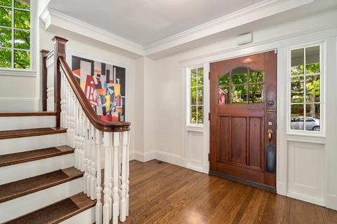 26 Everett St, Newton, MA 02459 photo 6