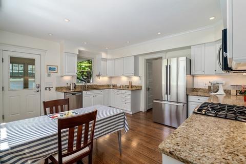 26 Everett St, Newton, MA 02459 photo 17