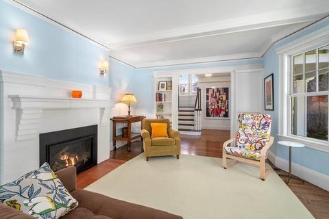 26 Everett St, Newton, MA 02459 photo 7