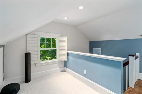 26 Everett St, Newton, MA 02459 photo 26