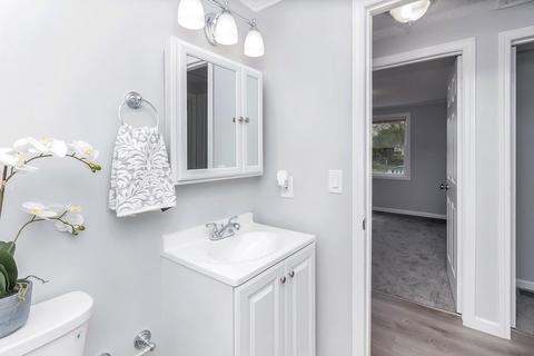 546 Plainfield St, Springfield, MA 01107 photo 24