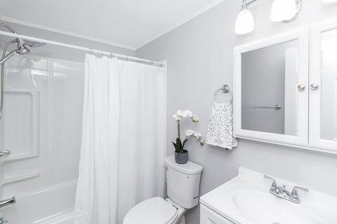 546 Plainfield St, Springfield, MA 01107 photo 26