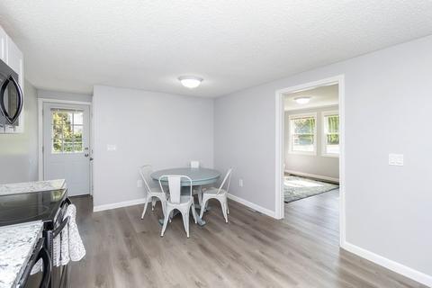546 Plainfield St, Springfield, MA 01107 photo 10
