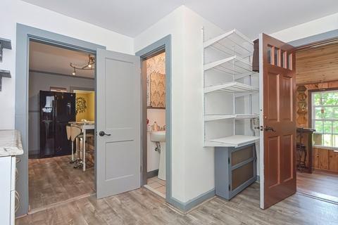 301 Thompson Rd, Webster, MA 01570 photo 14