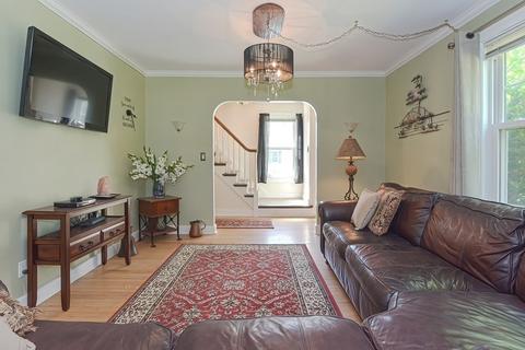 301 Thompson Rd, Webster, MA 01570 photo 5