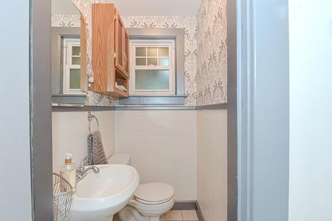 301 Thompson Rd, Webster, MA 01570 photo 12