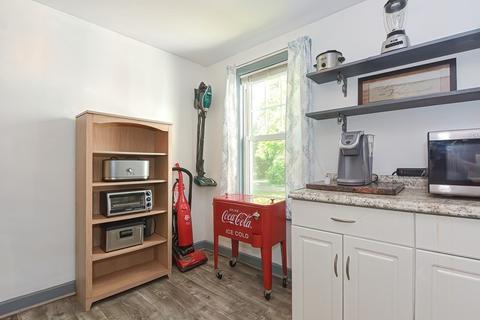 301 Thompson Rd, Webster, MA 01570 photo 13