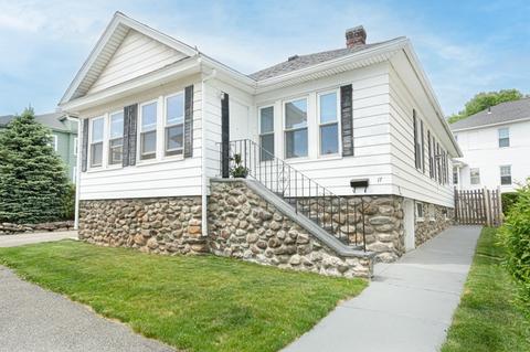 17 Caprera Rd, Worcester, MA 01604 photo 1