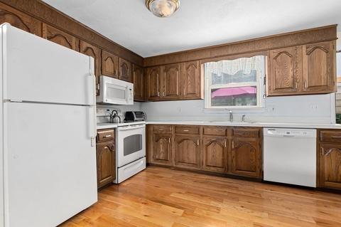 7 Fox Run Rd, Danvers, MA 01923 photo 17