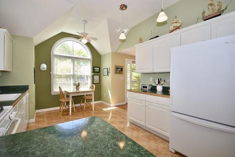 54 Snead Dr, Mashpee, MA 02649 photo 10