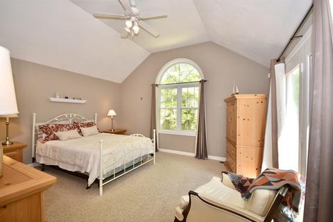 54 Snead Dr, Mashpee, MA 02649 photo 19