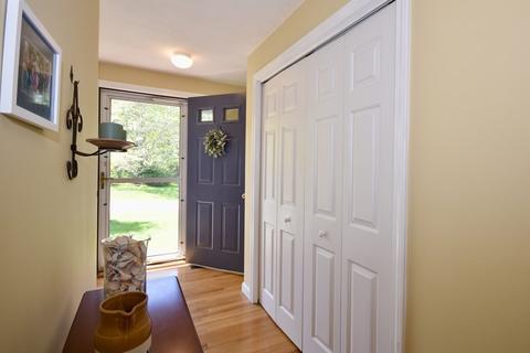 54 Snead Dr, Mashpee, MA 02649 photo 4
