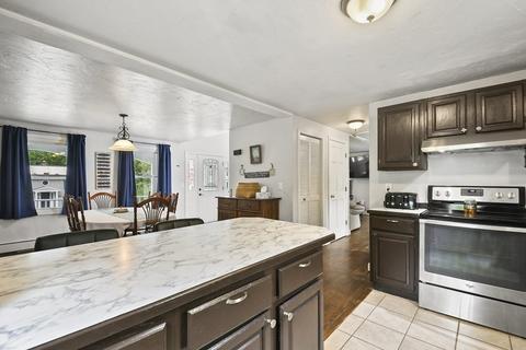 86 Brookside Dr, Gardner, MA 01440 photo 11