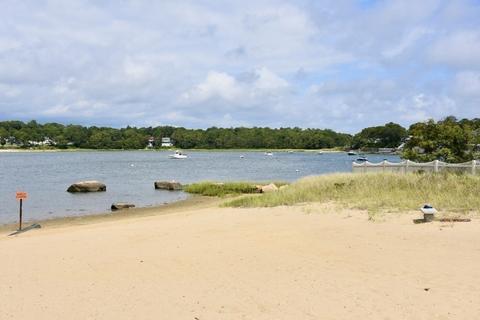 8 Gray St, Wareham, MA 02532 photo 17
