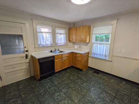 16 Walcott Rd, Beverly, MA 01915 photo 14