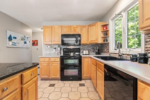 4 Carriage Ln, Maynard, MA 01754 photo 14