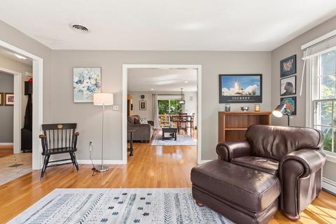 4 Carriage Ln, Maynard, MA 01754 photo 17